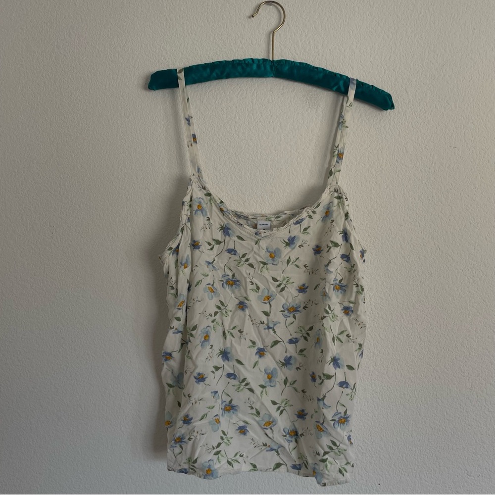 Old Navy White Floral Spaghetti-Strap Cami